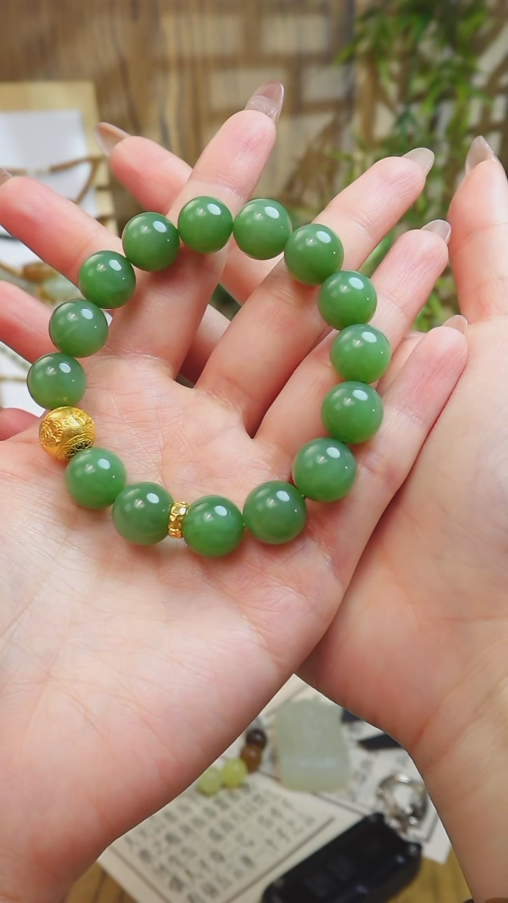 【闪购商品】和田玉手串未镶嵌俄料碧玉粉青卡11+