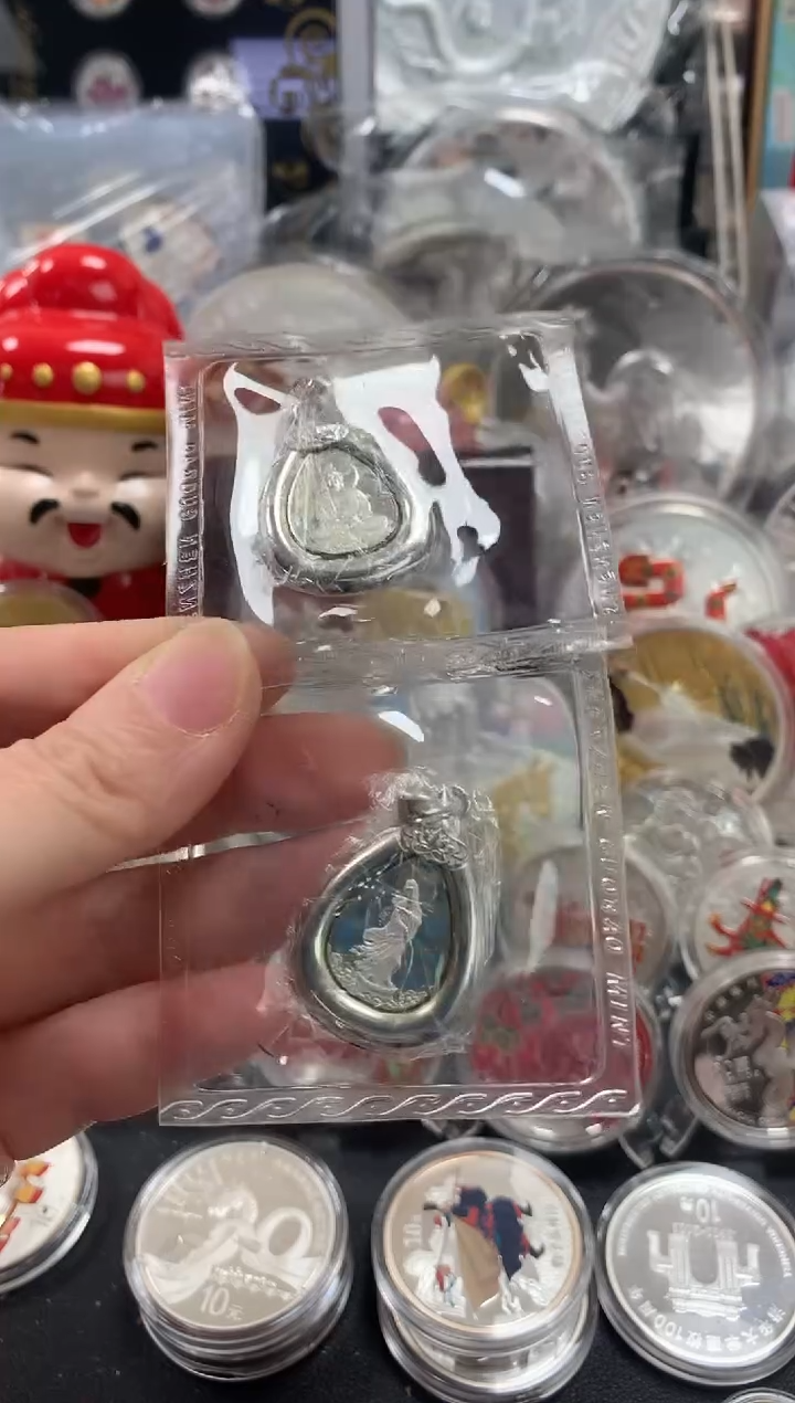 【闪购商品】纯金铂金观音铂金佛