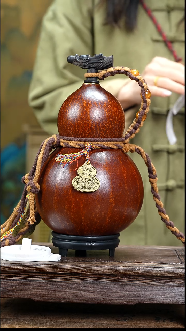 YN030精品藏绳款天然酒葫芦（一物一拍）