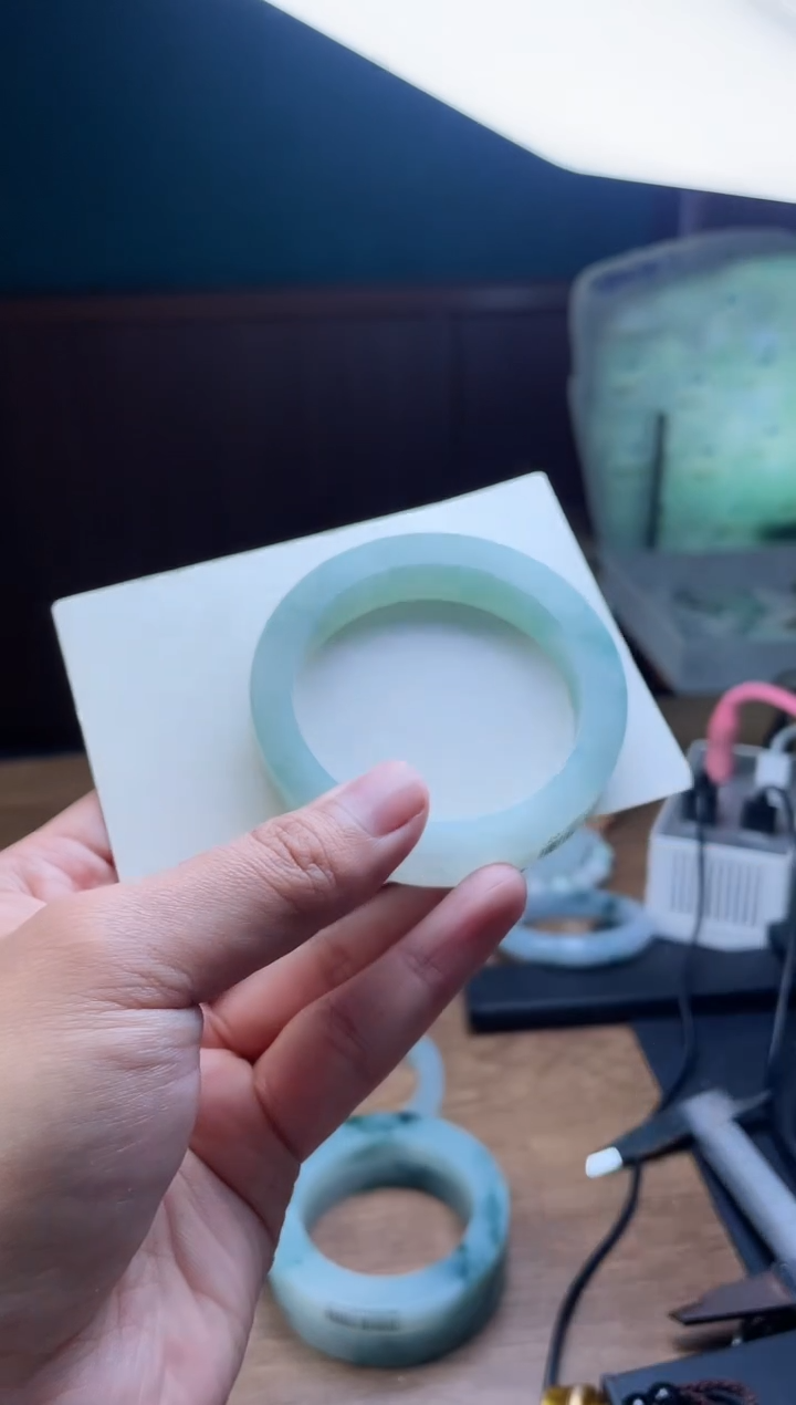 【闪购商品】定制翡翠手镯未镶嵌定制