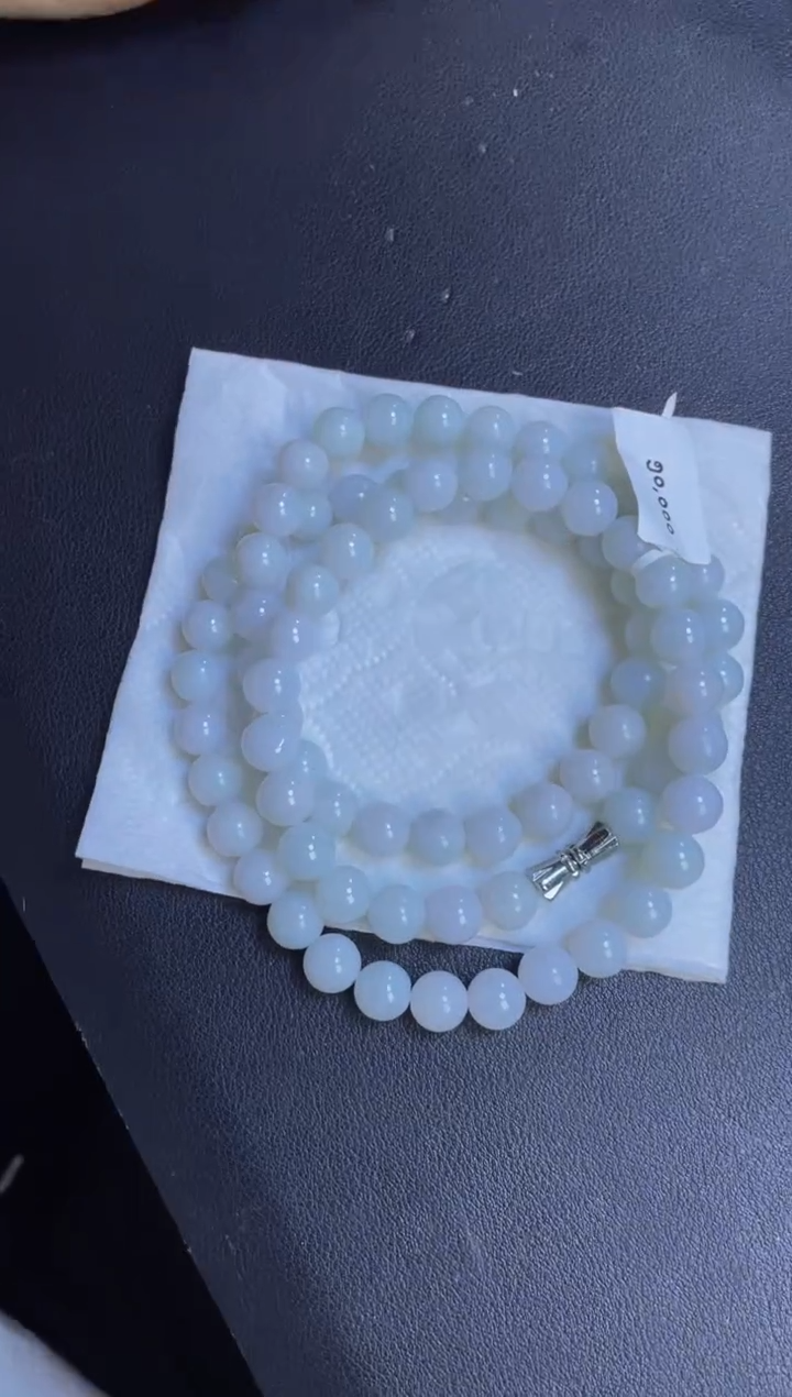 定制翡翠未镶嵌珠串8+