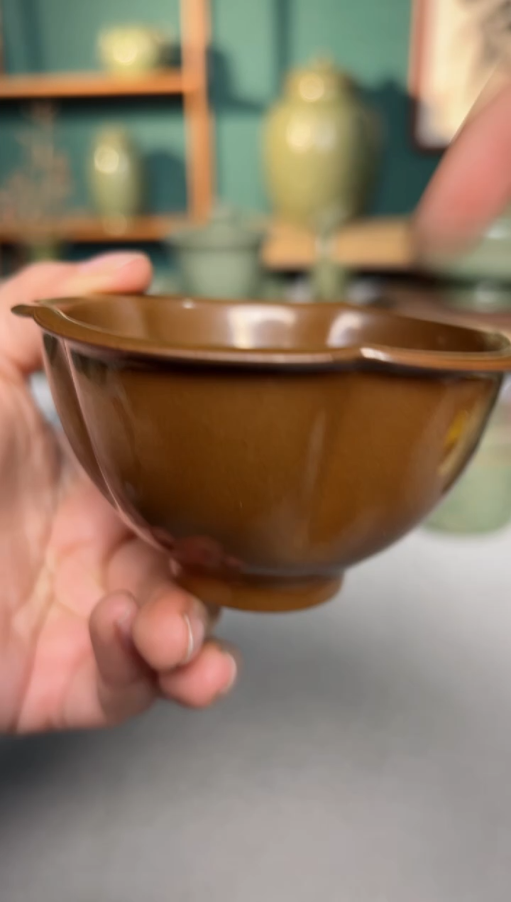 【闪购商品】其他纯手工紫金釉葵口出筋花口杯