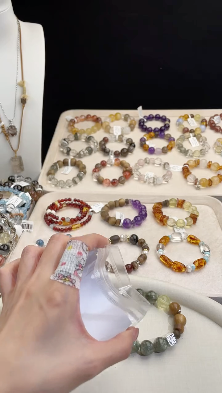 未镶嵌手串水晶ᝰ****?天然水晶多宝手串