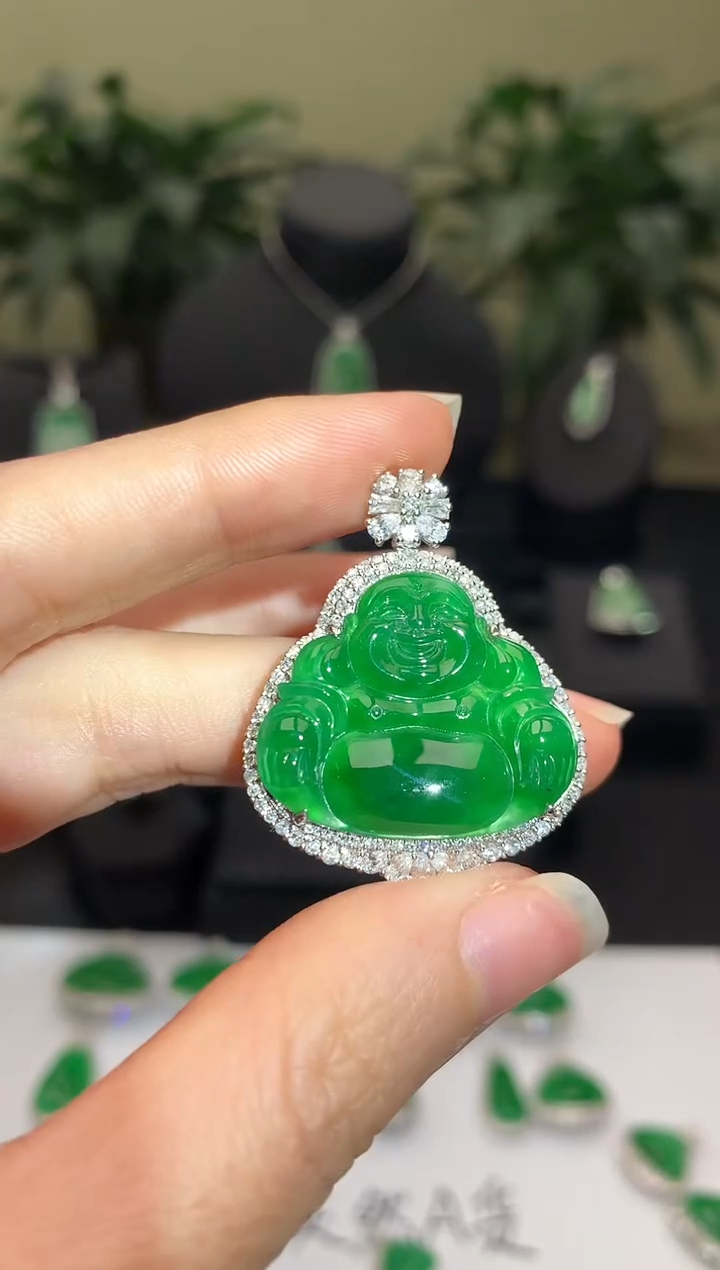【闪购商品】翡翠颈饰18K金镶嵌佛公