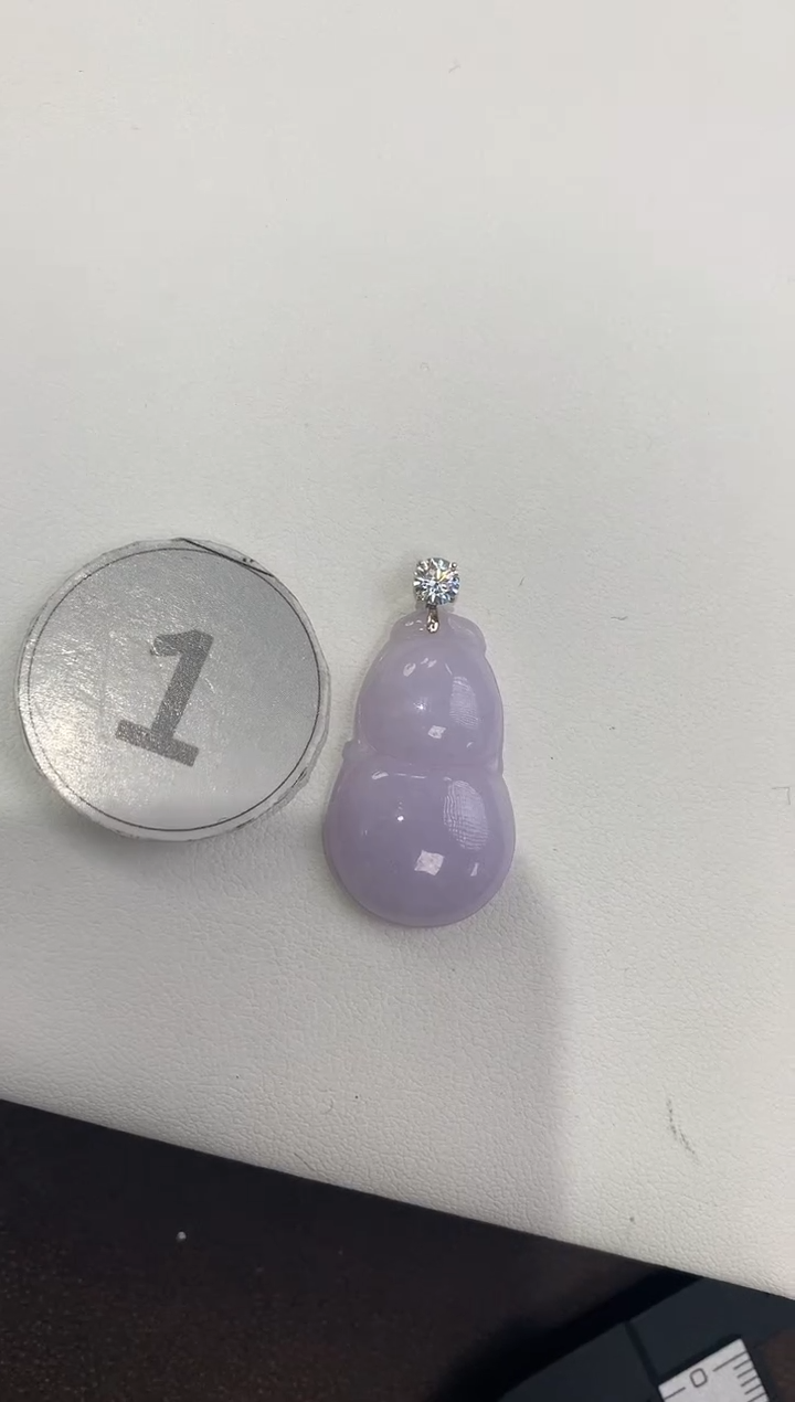 颈饰18K金镶嵌翡翠天然缅甸a货翡翠