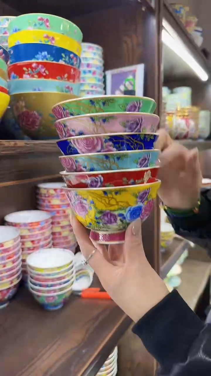 【闪购商品】瓷片 4.7英寸花口碗景德镇陶瓷6个混色