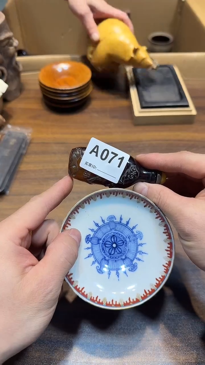 瓷片指*间哈哈哈哈哈哈071