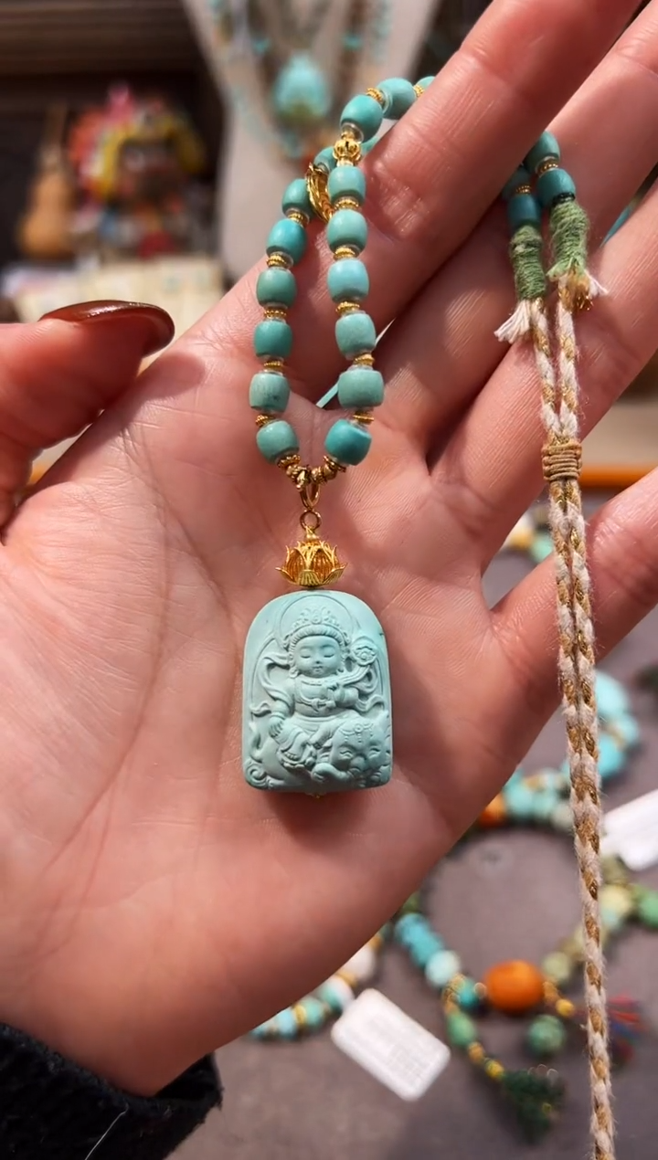 18K金镶嵌绿松石颈饰绿松石项链