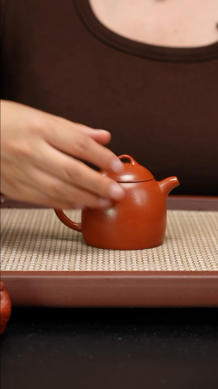 【闪购商品】紫砂茶壶赵庄朱泥秦权