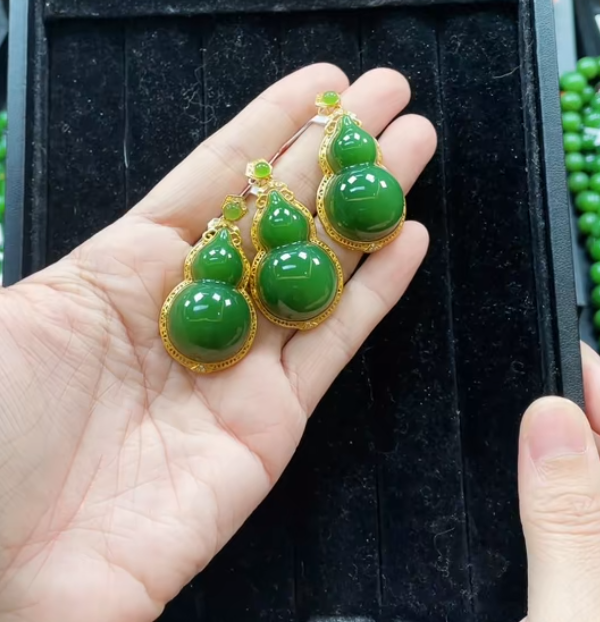 【壹世臻选】和田玉吊坠/多样性发一