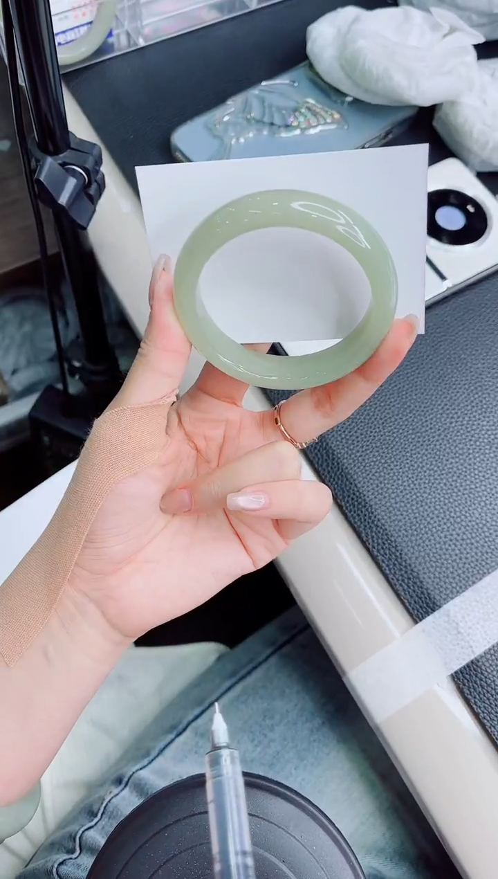 石英质玉手镯未镶嵌294-54.4