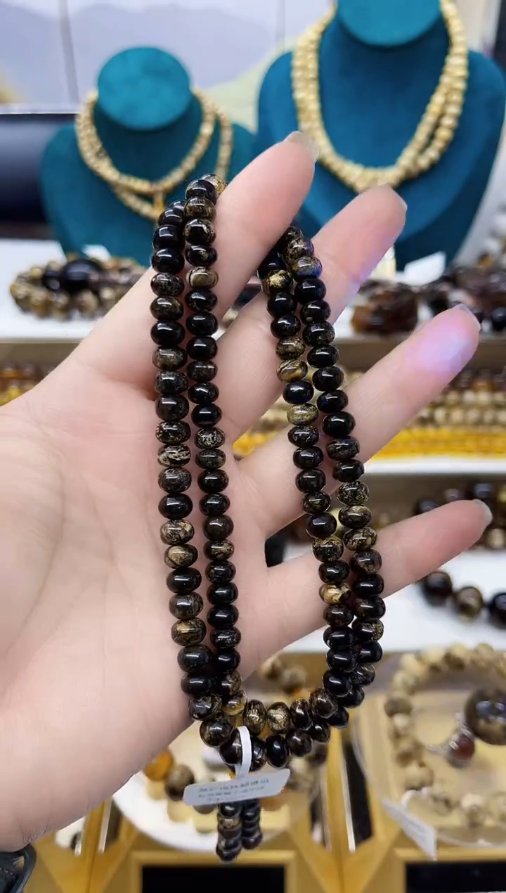 【闪购商品】琥珀颈饰未镶嵌抚顺琥珀7