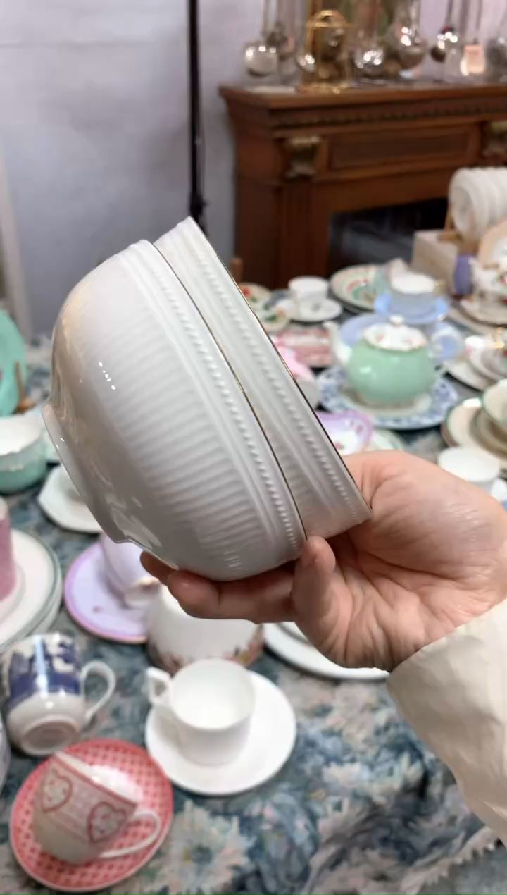 【闪购商品】瓷片陶瓷原单CC777餐具2个小