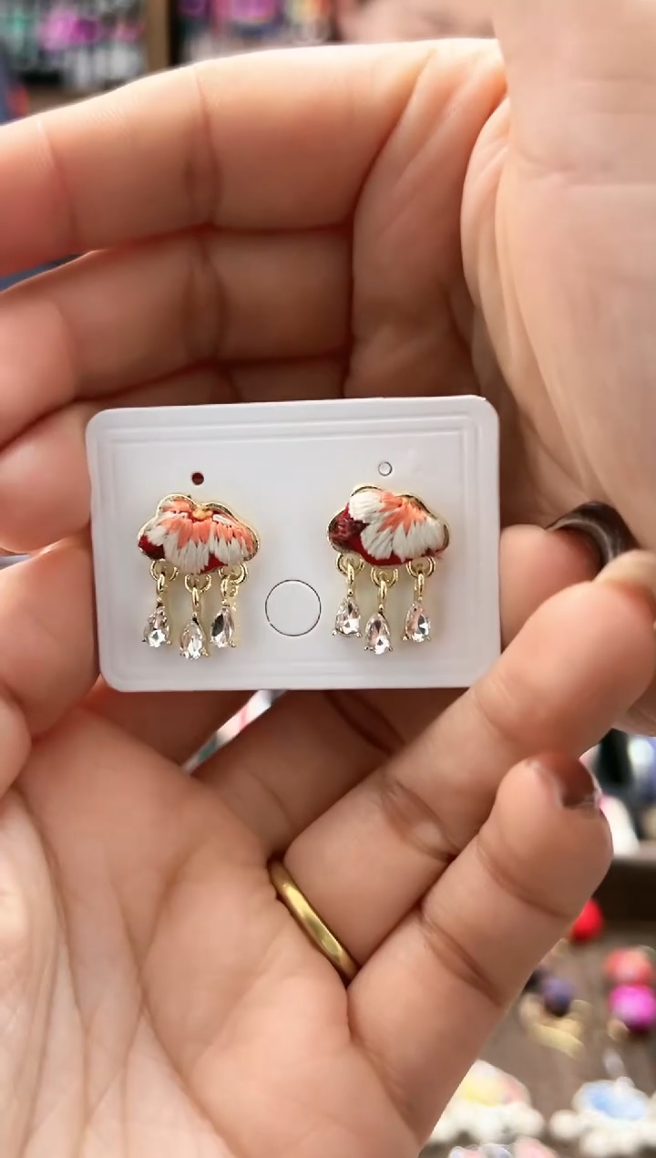 【闪购商品】织绣民族风老绣饰品447