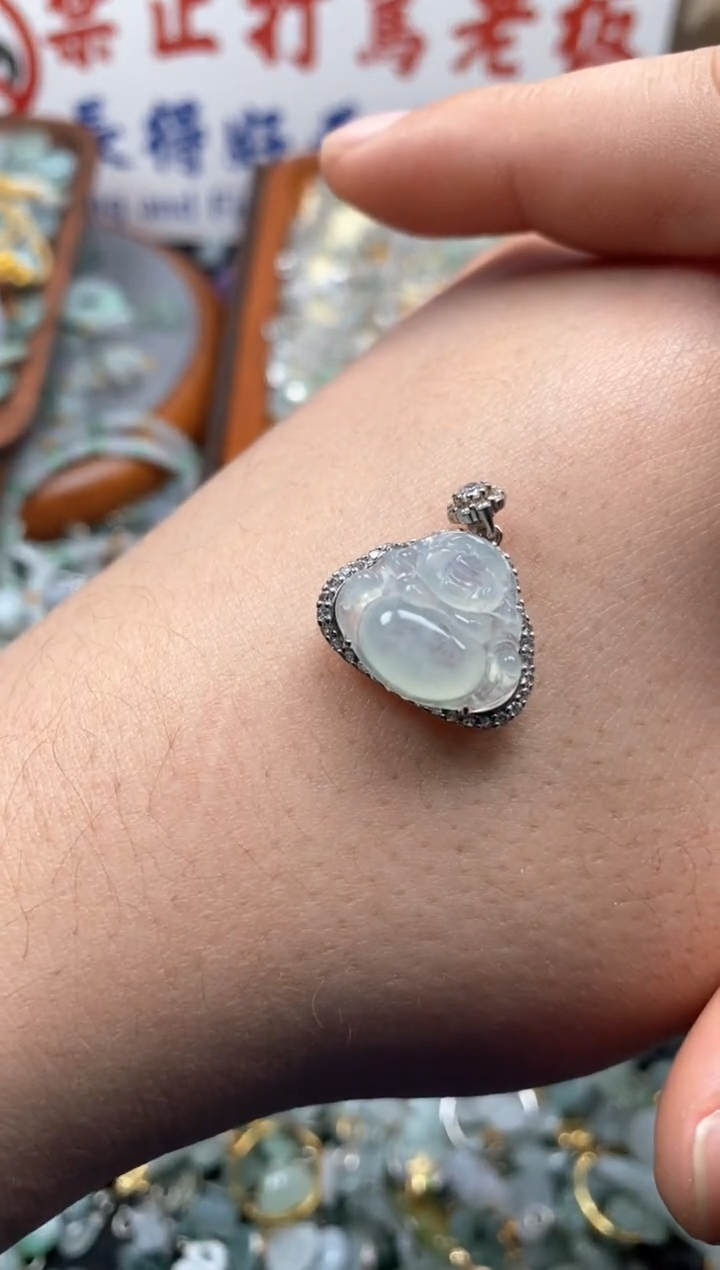 【闪购商品】翡翠颈饰未镶嵌哥哥