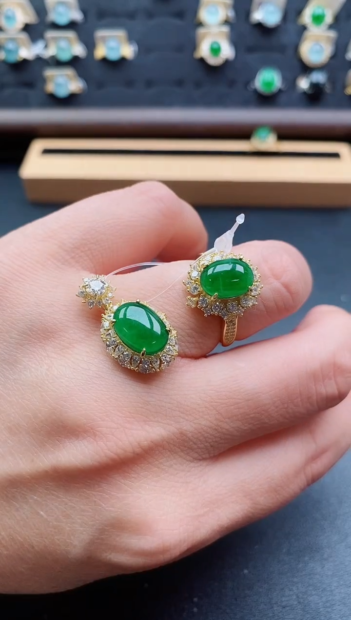 吊坠(赠链)银S925镶嵌翡翠1