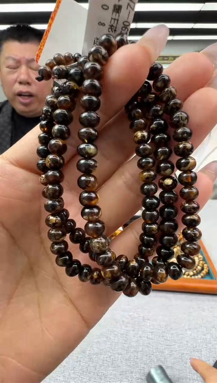 【闪购商品】琥珀颈饰未镶嵌524秒拍号