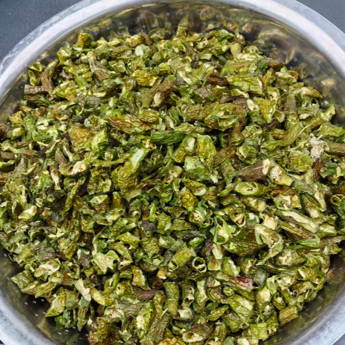 农家手工切片晾晒辣椒干