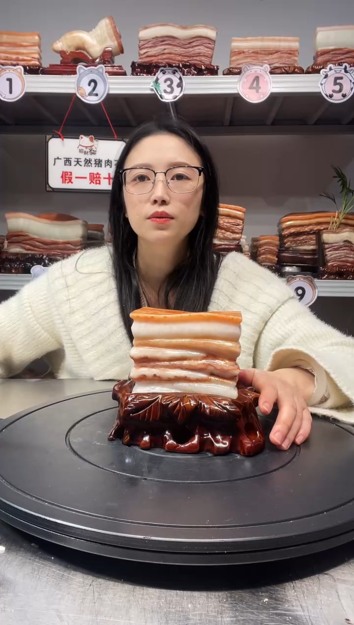 【闪购商品】广西天然猪肉石挂件摆件88888888