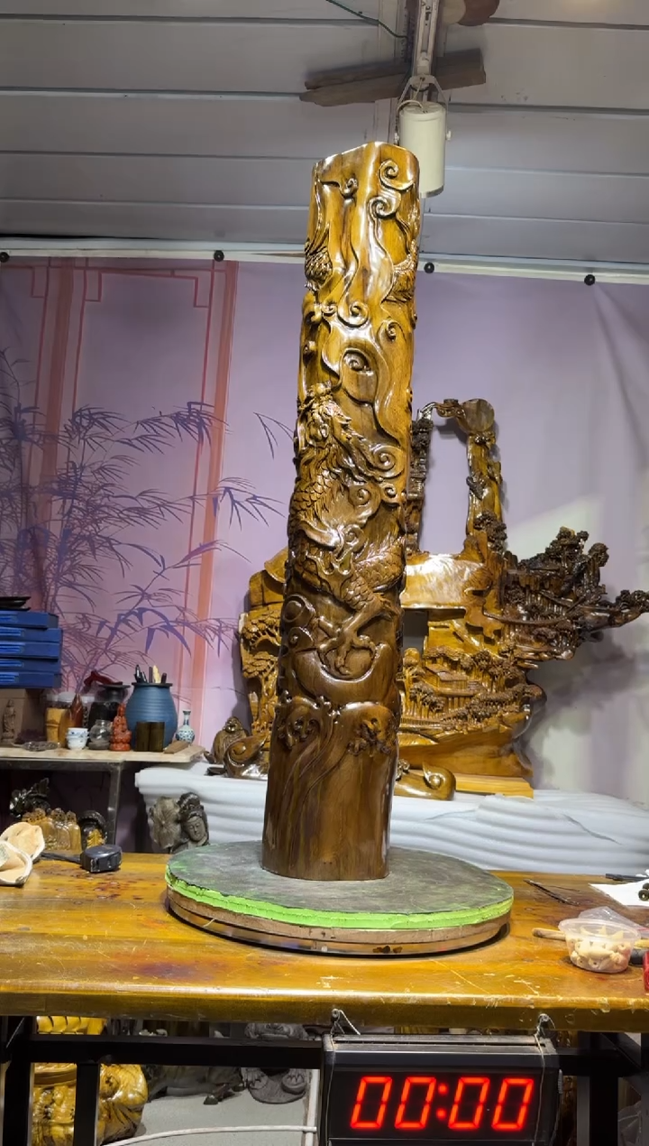 金丝楠冰***0金丝楠木雕刻摆件