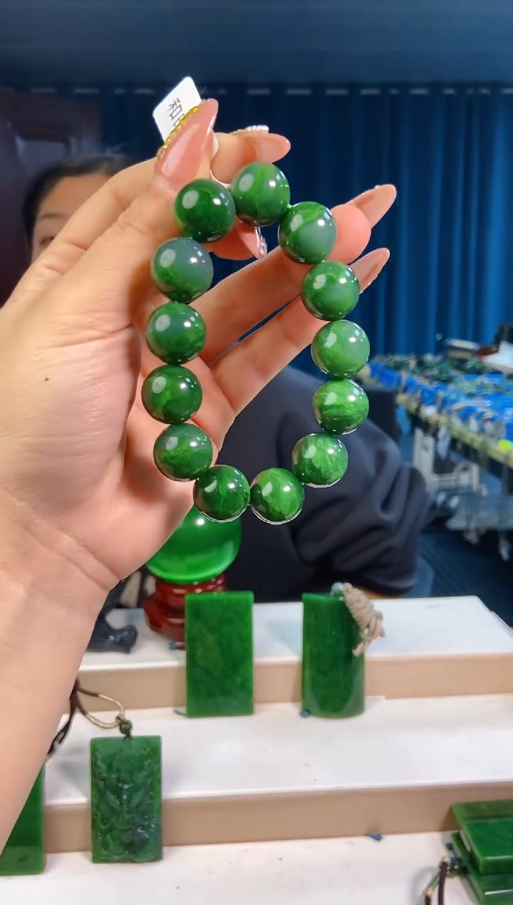 【闪购商品】和田玉挂件未镶嵌1