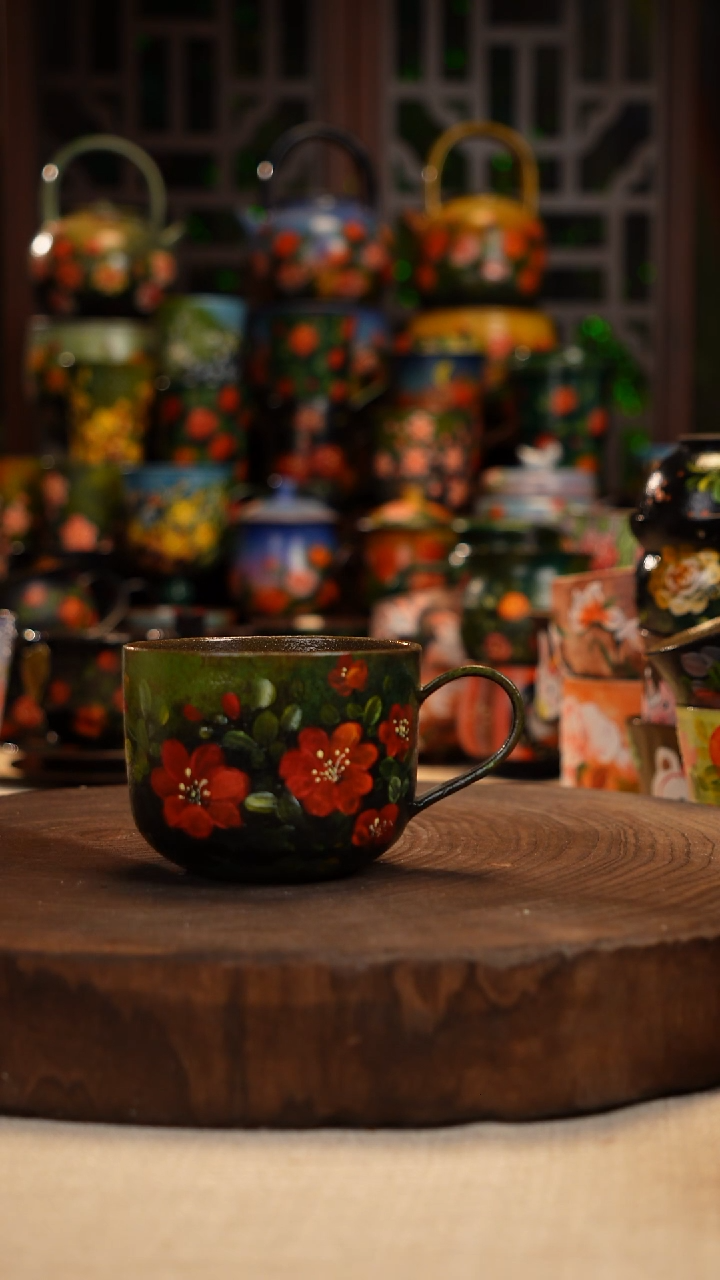 油画  手绘釉下彩