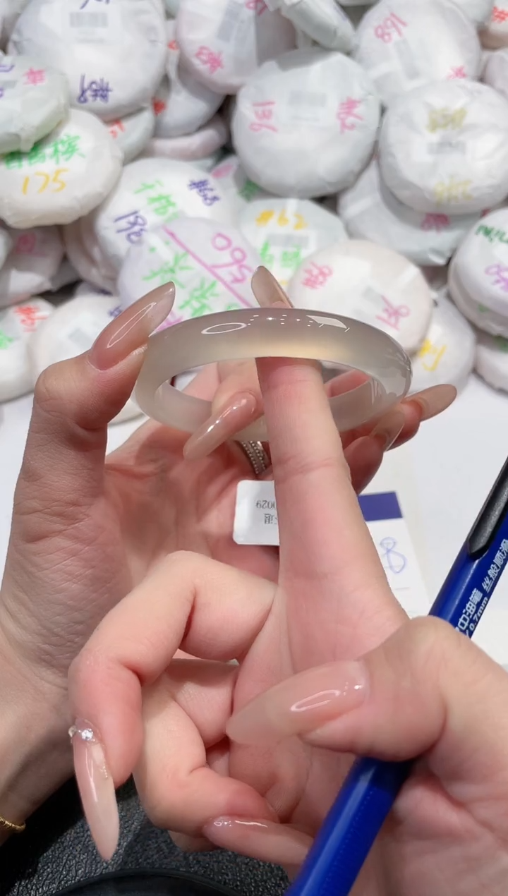 【闪购商品】玛瑙/玉髓手镯未镶嵌-385