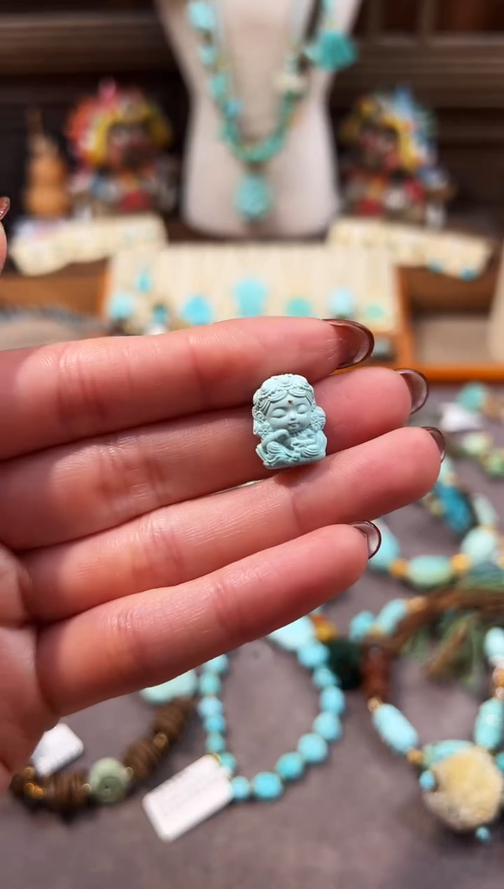 未镶嵌绿松石配饰度母