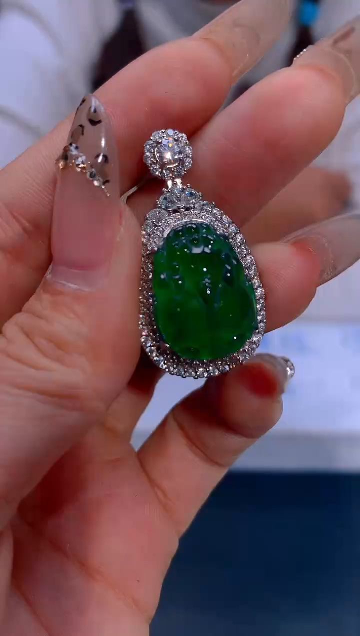 【闪购商品】定制翡翠未镶嵌94定制翡翠 多样性发货（发其一）