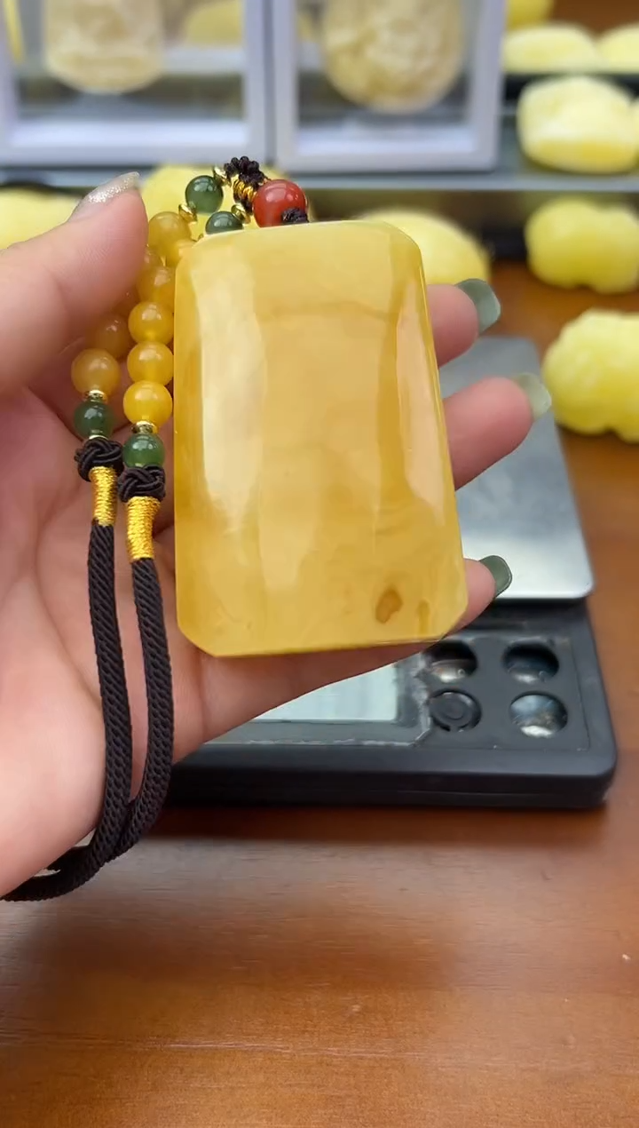 未镶嵌蜜蜡裸石蜜蜡吊坠
