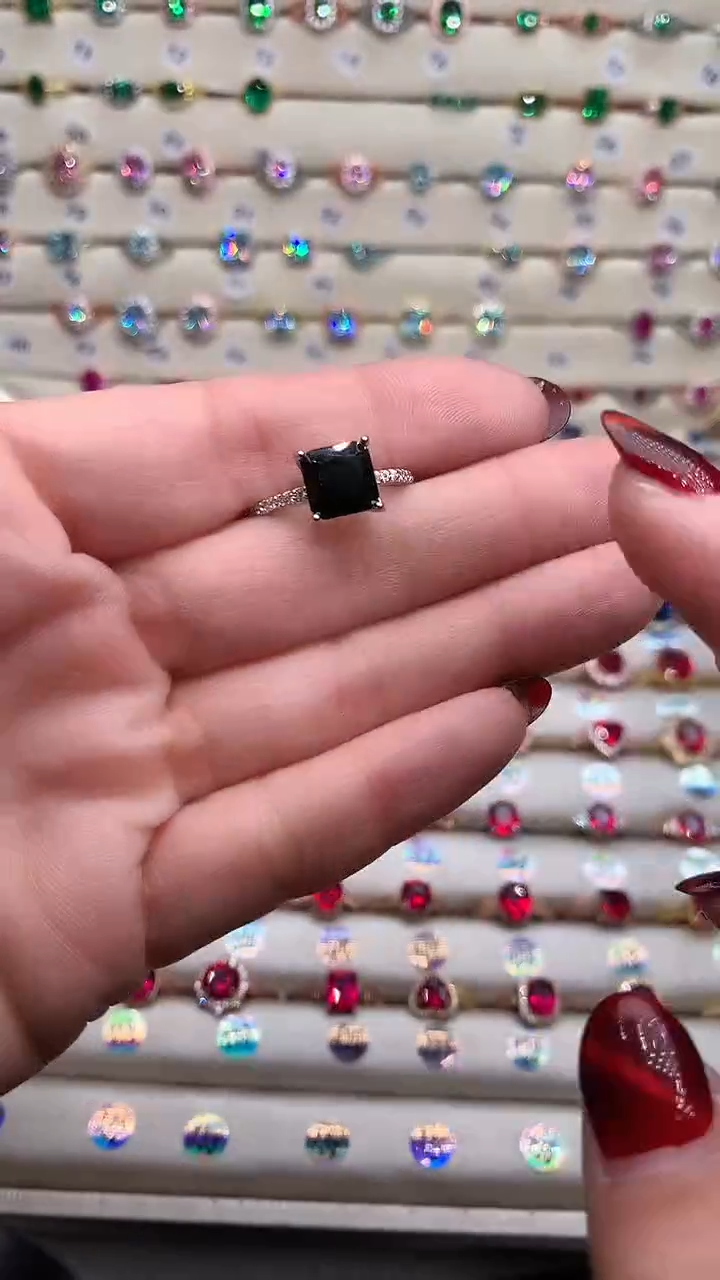 【闪购商品】蓝宝石戒指银S925镶嵌8山蓝