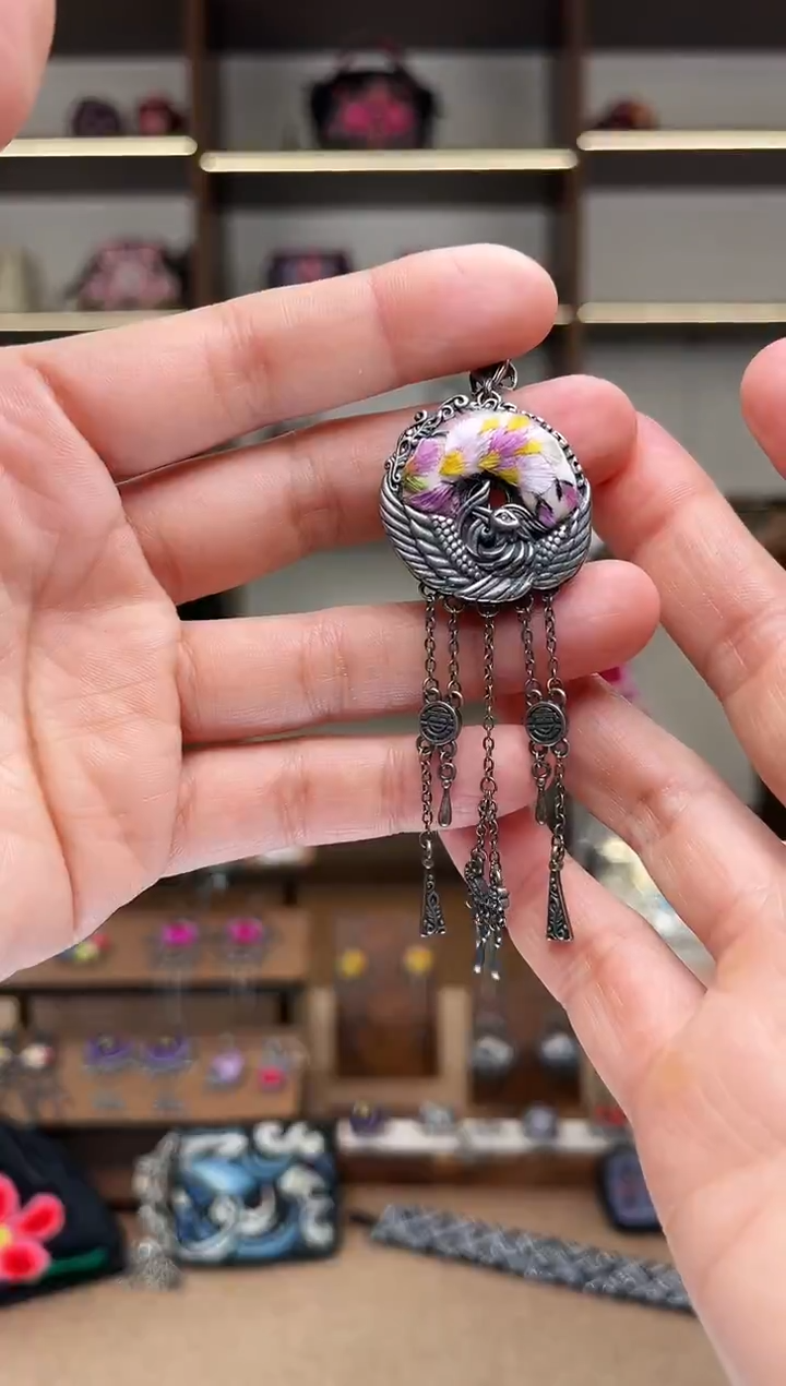 织绣1982黔东南苗族刺绣