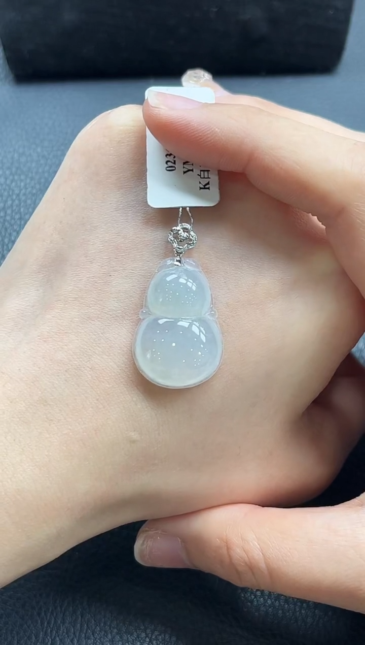 【闪购商品】翡翠颈饰18K金镶嵌YM721-19葫芦