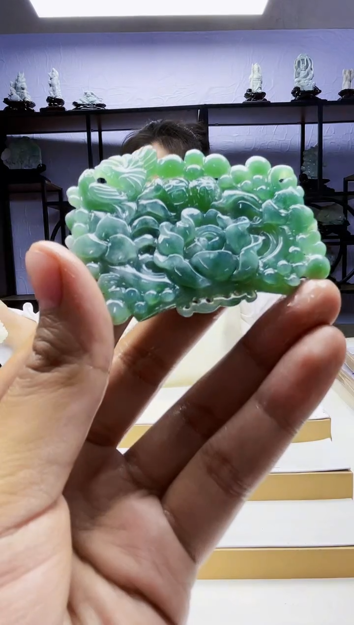 【闪购商品】定制翡翠未镶嵌毛货02210249