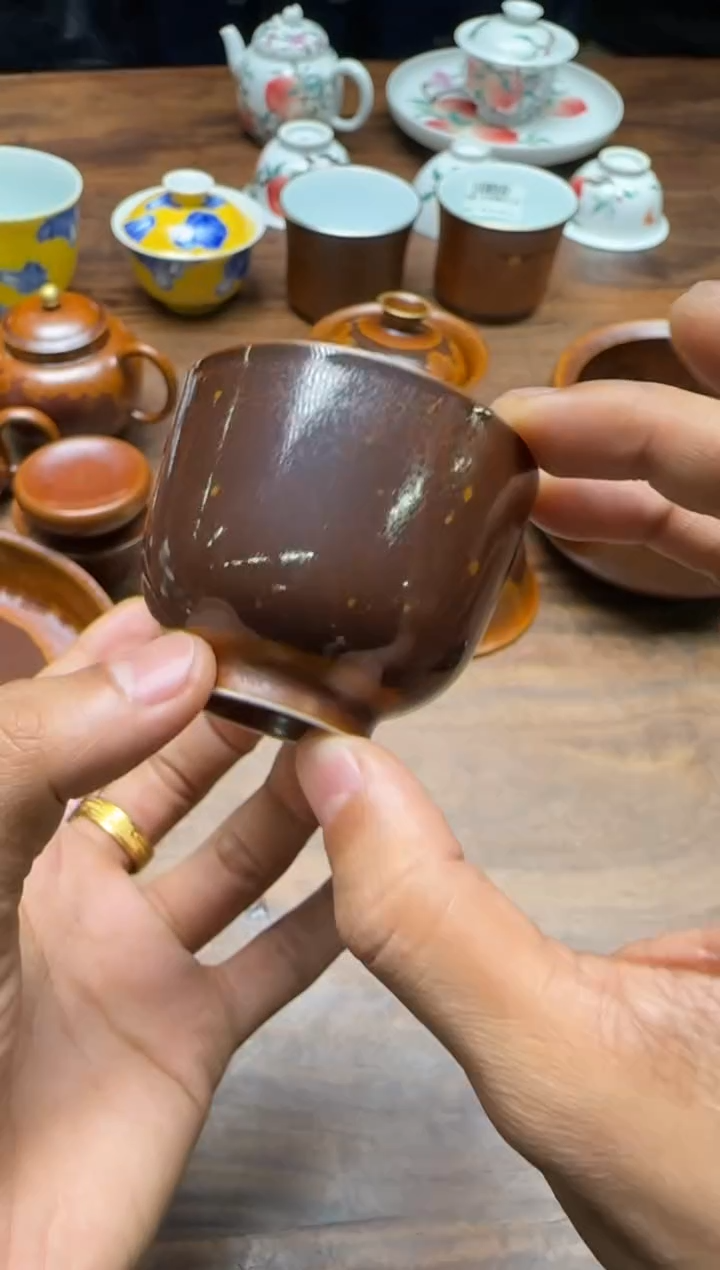 邢*征荣器 木首釉 尊杯 