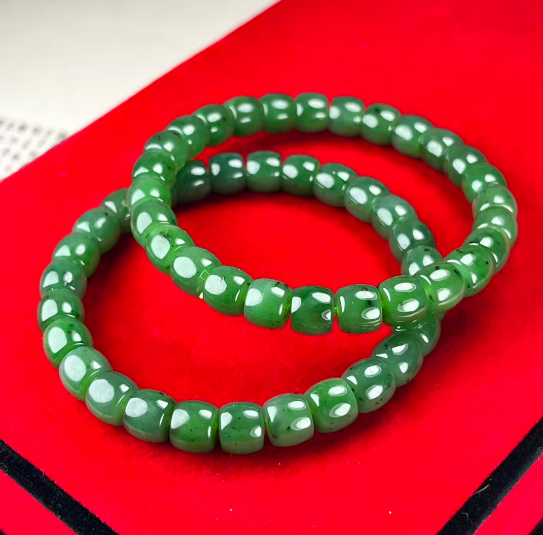 和田玉俄罗斯乌兰海碧玉苹果绿直切手串卡8mm  多样性发一