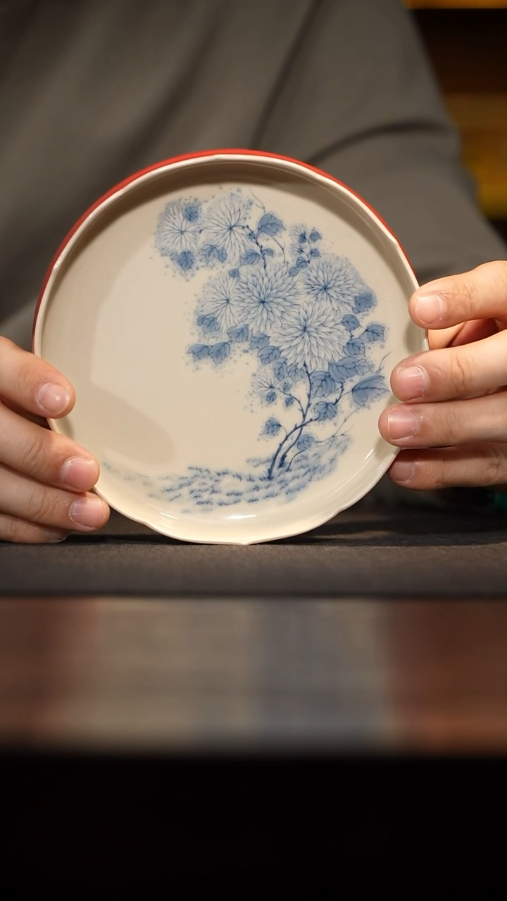 雨香斋-菊花壶承