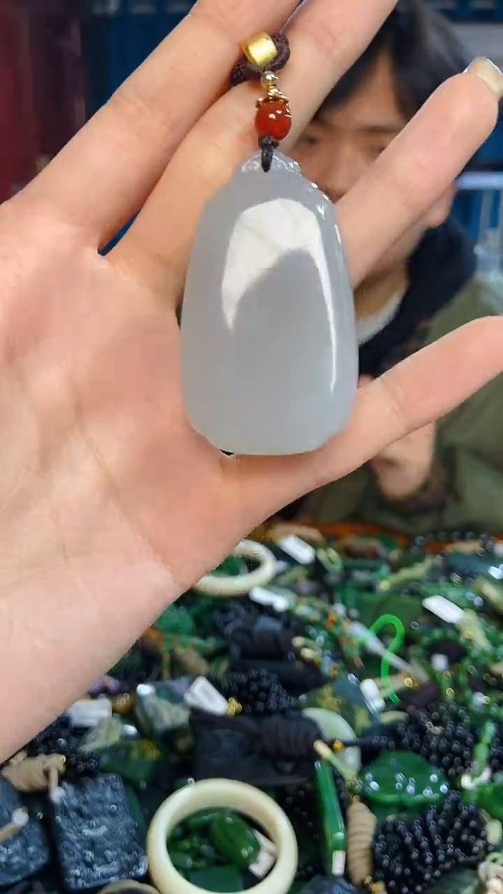 未镶嵌和田玉挂件1