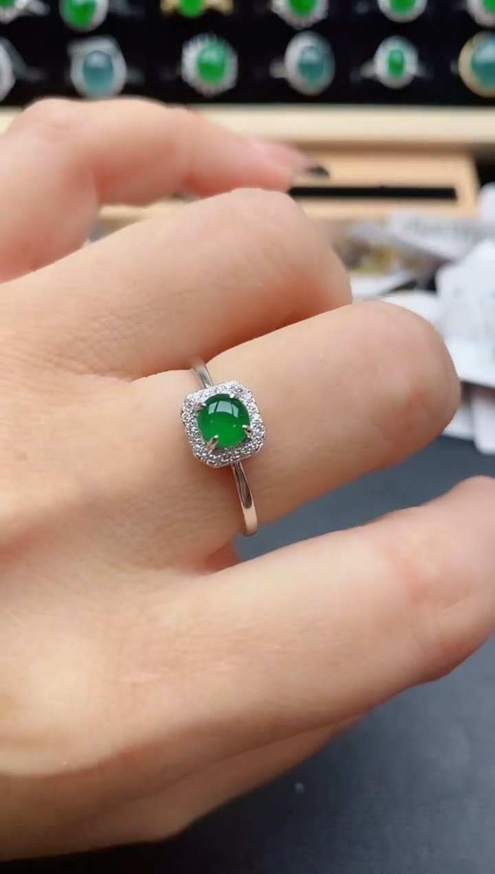 翡翠戒指银S925镶嵌85000