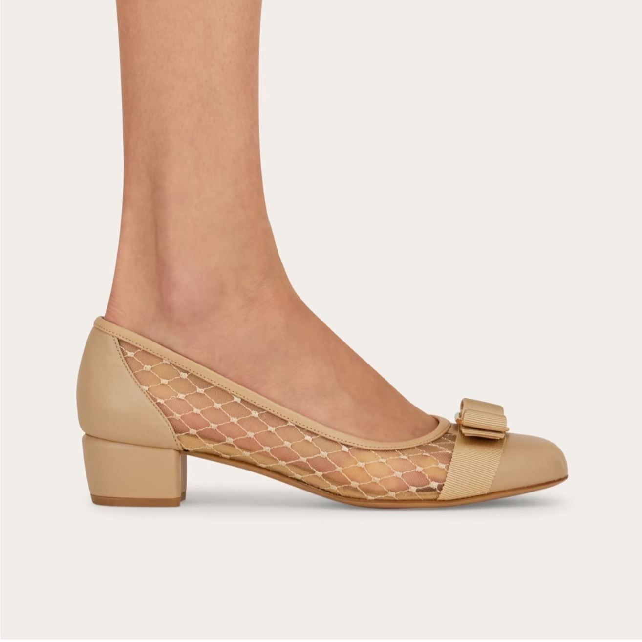 【大老板专属】镂空2025经典舒适气质百搭透气女单鞋