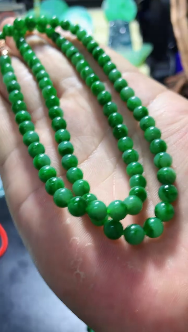 颈饰未镶嵌翡翠挂件