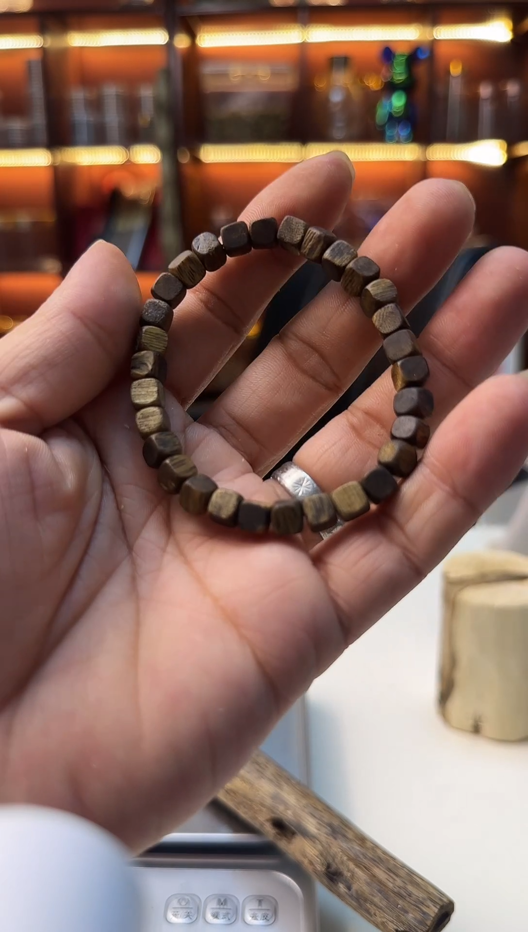 沉香碎屑乌身老白奇卡单克样性多样性一