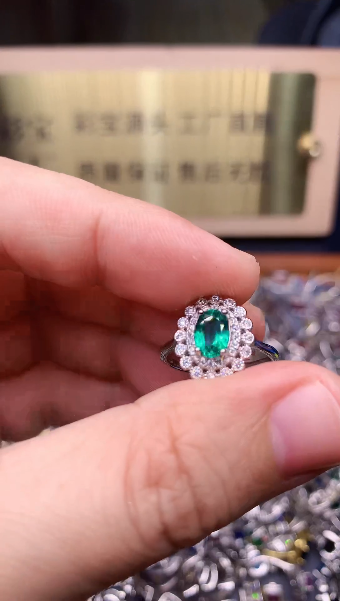 【闪购商品】祖母绿戒指银S925镶嵌........