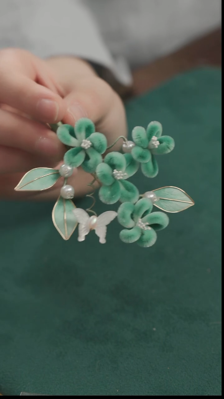 刺绣【高货】湘传礼 桑蚕丝 非遗绒花发夹