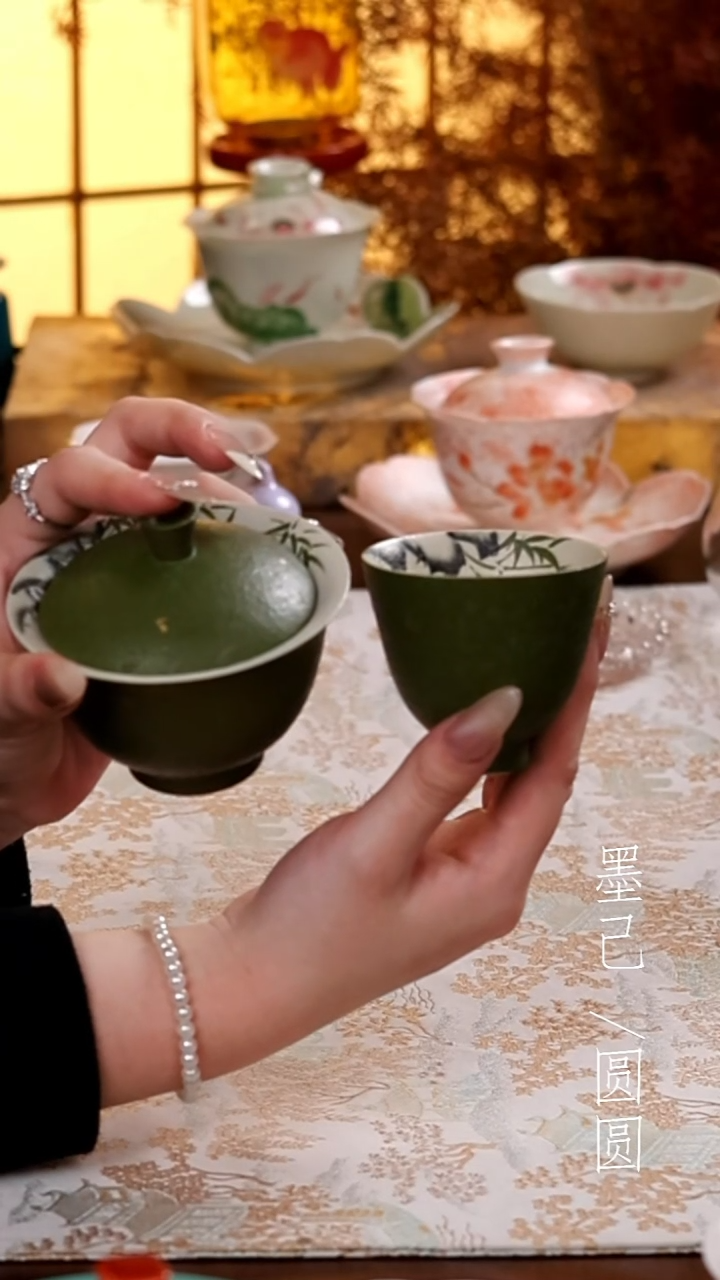 盖碗+茶杯         