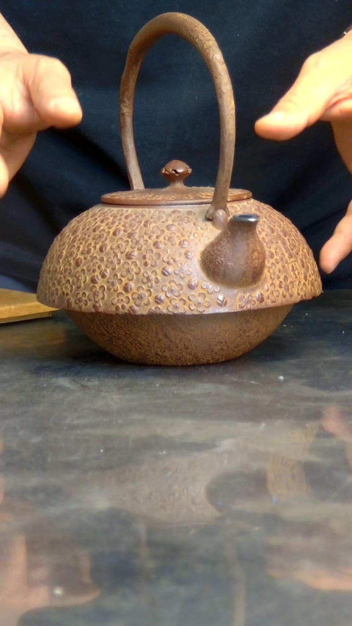 日本原产铸铁樱花纹水壶