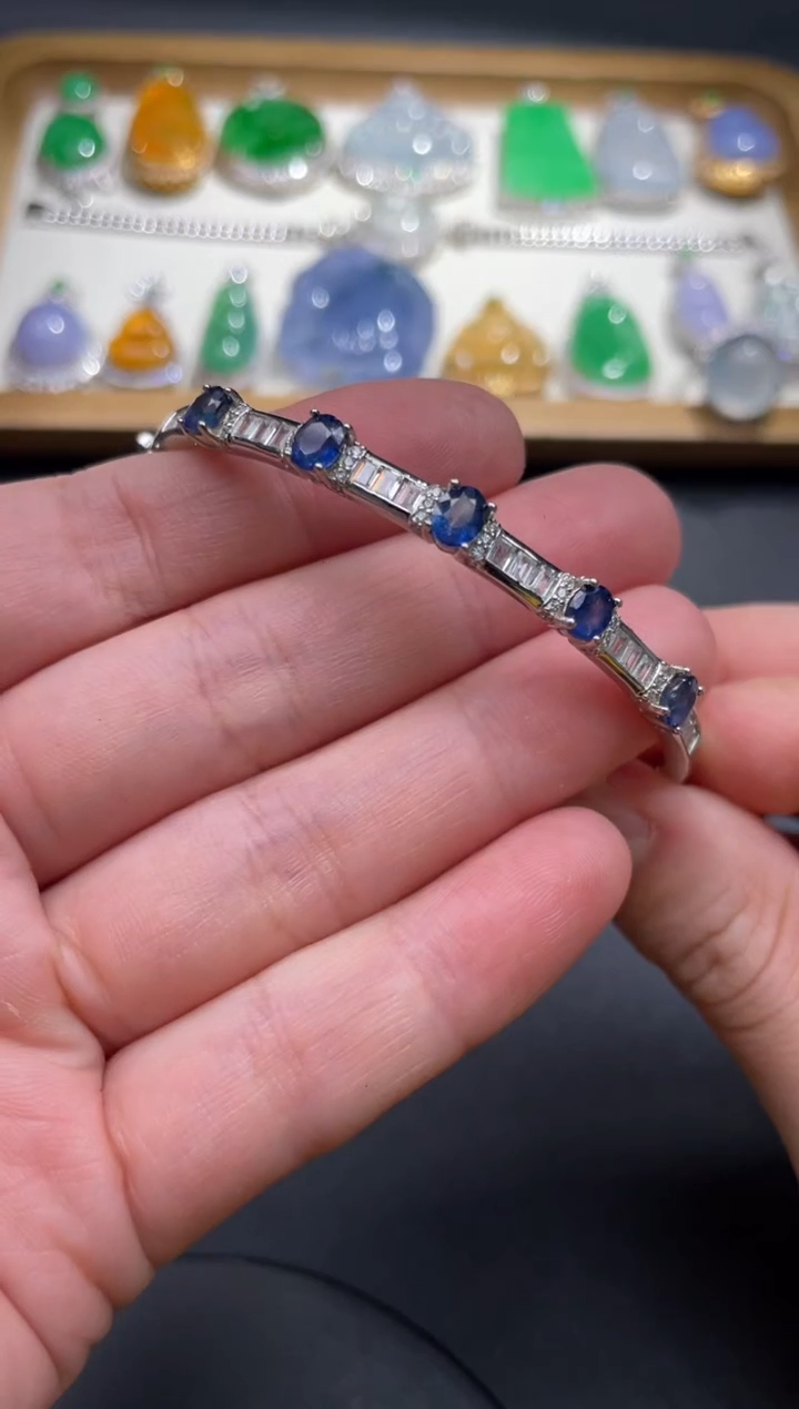蓝宝石手镯银S925镶嵌33.......