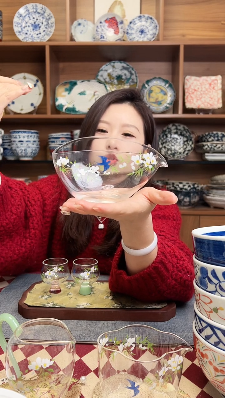 【闪购商品】瓷片春归-一叶扁舟公道杯（透明）