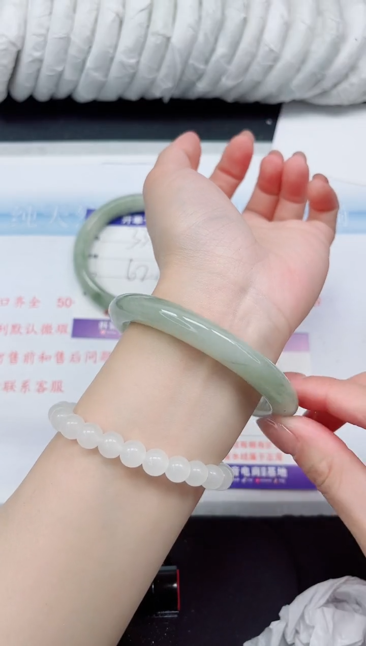 【闪购商品】石英质玉手镯未镶嵌336#61.8