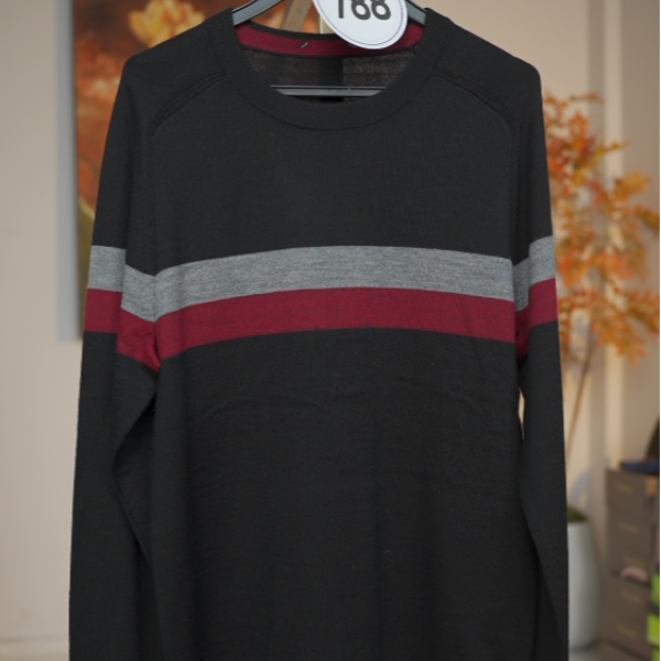 788新款大牌剪标款时尚毛衫